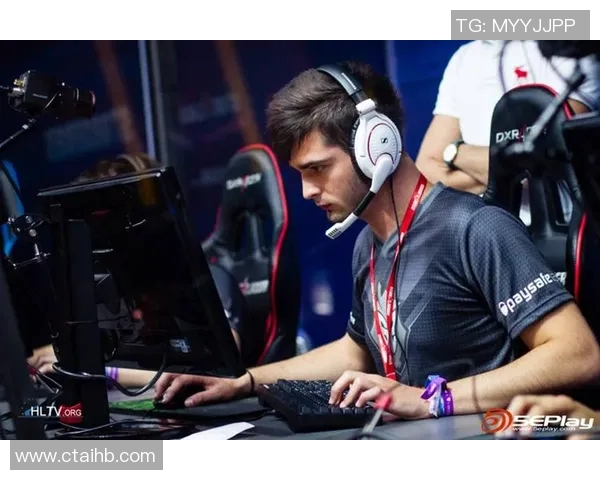 S15LOL比分杨丽深度解析CSGO游戏技巧与心得分享实时新闻